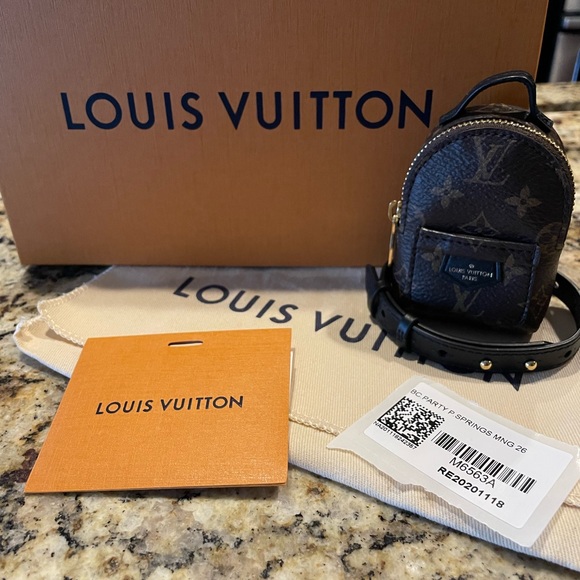 Authentic Louis Vuitton Party Palm Springs Bracelet (Authenticity Provided) - Picture 3 of 8